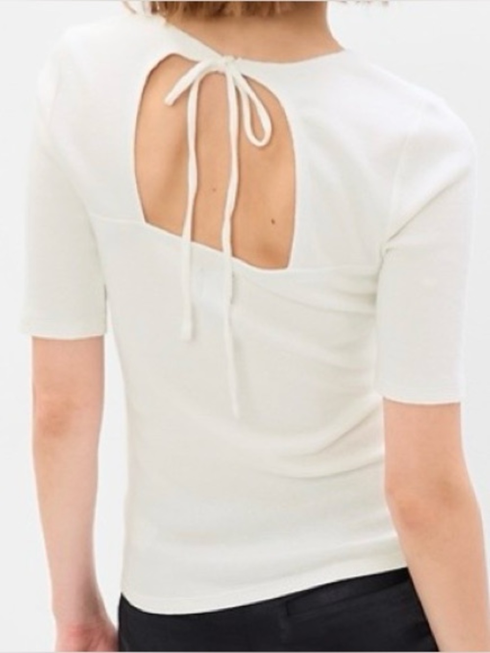 🌴 🆕 GAP Tie Back Cut Out Ribbed Tee Shirt.  New Off White. Size L. NWT.